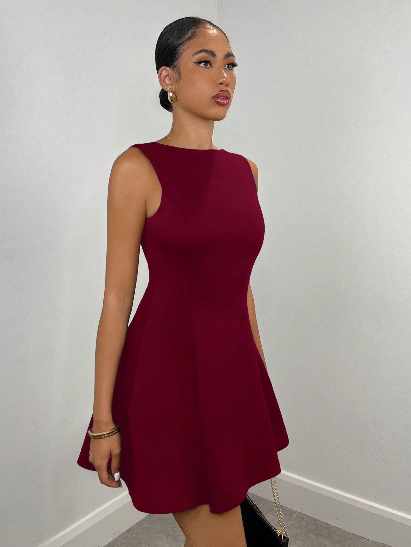 SHEIN BAE Women's Solid Color Date Night A-Line Sleeveless Waist Fitted Elegant Dress, Autumn,Summer Dresses For Women,Tea Party Dress,White Graduation Dress