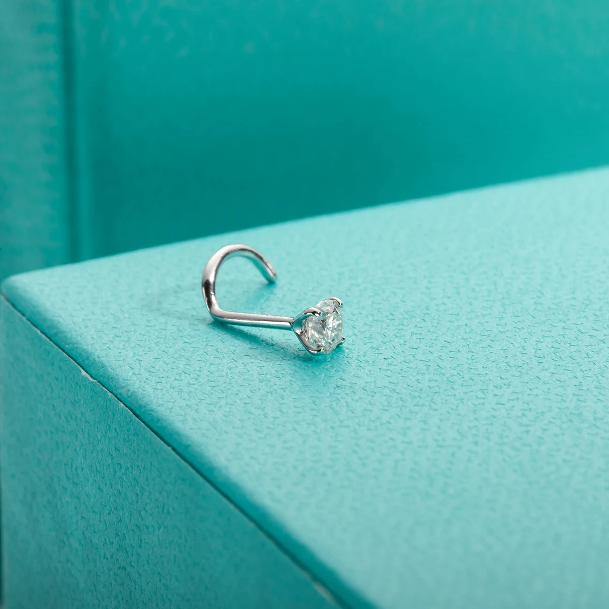 Nose Ring 3mm Moissanite Diamond Goldd 14K