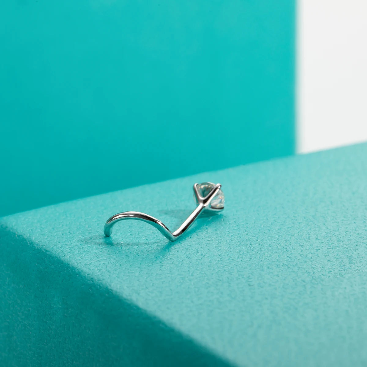 Nose Ring 3mm Moissanite Diamond Goldd 14K