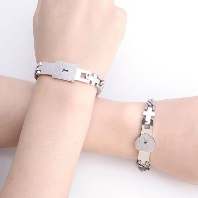 Stainless Steel Lover Heart Love Lock Bracelet with Lock Key Bangles Kit Couple Gift